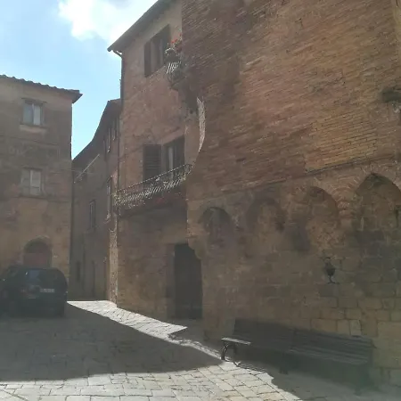 Appartamento Vicolo Dei Ciliegini, 10 Volterra